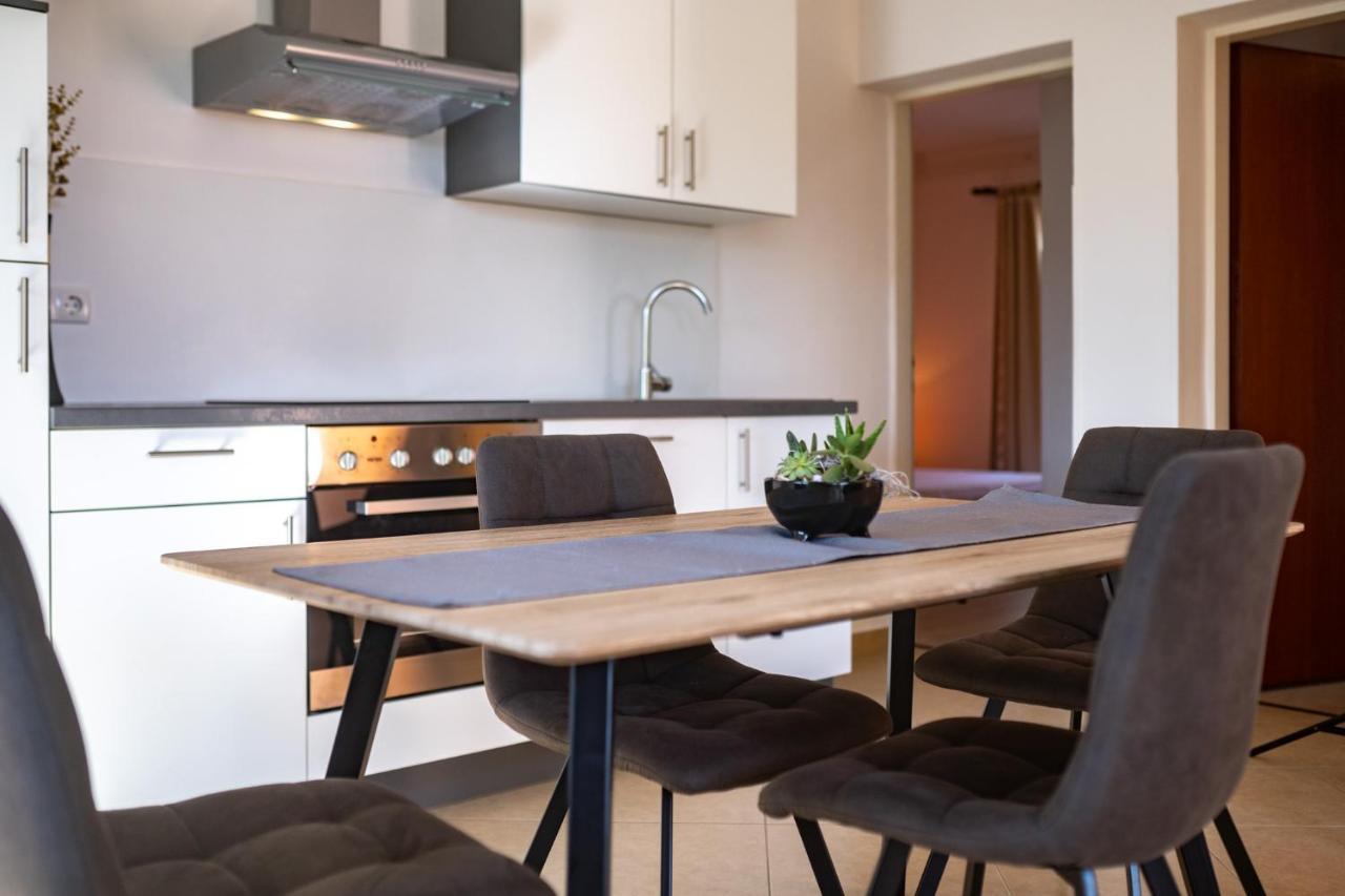 Apartmani Milena Barbat na Rabu Exteriör bild