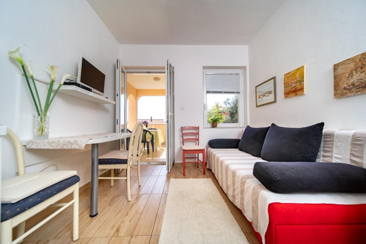 Apartmani Milena Barbat na Rabu Exteriör bild