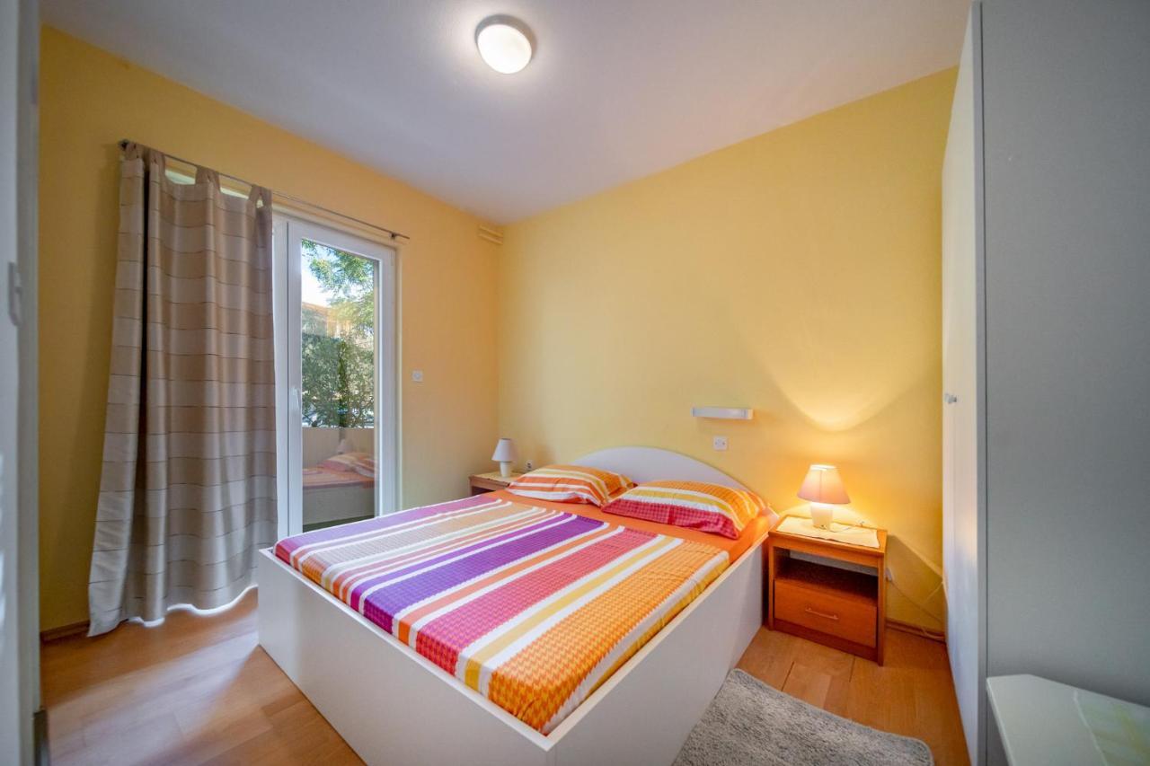 Apartmani Milena Barbat na Rabu Exteriör bild